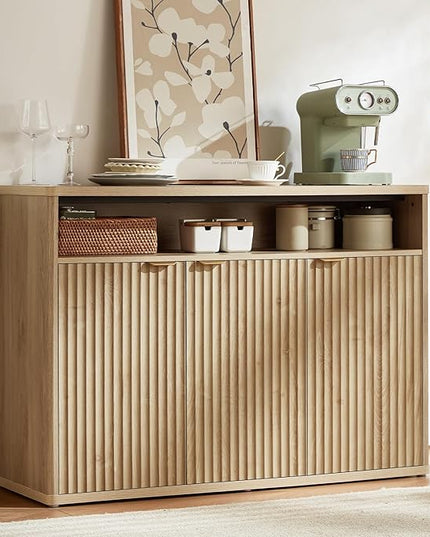 LEYAOYAO Buffet Cabinet with Storage, 45" Wide Fluted Accent Sideboard Credenza with 3 Doors & Open Storage Shelf, Modern Kitchen Wood Media Console Cabinet for Dining Room, Entryway, Natural Oak