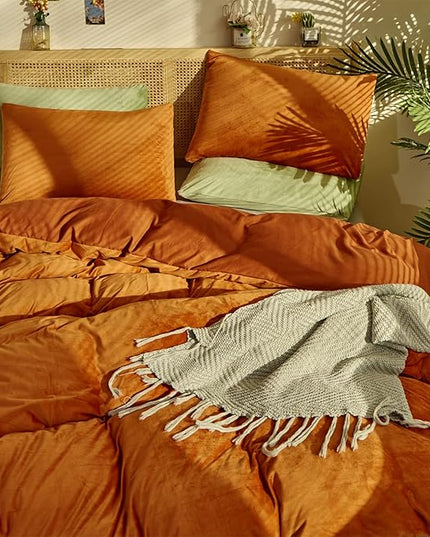 CLOTHKNOW Burnt Orange Fluffy Full Size Comforter Sets Velvet Bedding Comforter Sets Soft Caramel Orange Comforter with 2 Pillow Cases
