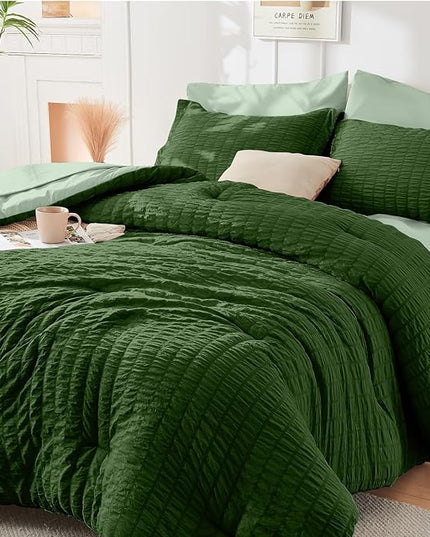 HYMOKEGE Dark Green/Sage Green Queen Comforter Set Seersucker 7 Pieces, All Season Luxury Bed in a Bag Queen for Bedroom, Bedding Set with Comforter, Sheets, Pillowcases & Shams