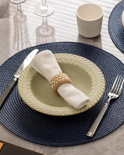 Round Placemat Set of 4 Plastic Woven Placemats Washable Wipeable Table Mats for Dining Table Heat Resistant Non-Slip Circle Place Mats (Navy Blue)