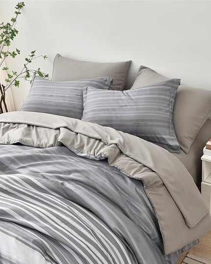 KAKIJUMN 5 Piece Bed in a Bag Stripe Comforter Set Twin Size, White Grey Patchwork Striped Comforter and Sheet Set, All Season Soft Microfiber Complete Bedding Set(Light Grey,Twin)