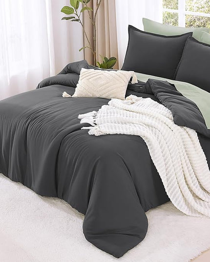 Litanika Dark Grey Comforter Set California King Size, 3 Pieces Cal King Gray Lightweight Plain Bedding Comforter Set, Oversized All Season Fluffy Bed Set (104x96In Comforter & 2 Pillowcases)
