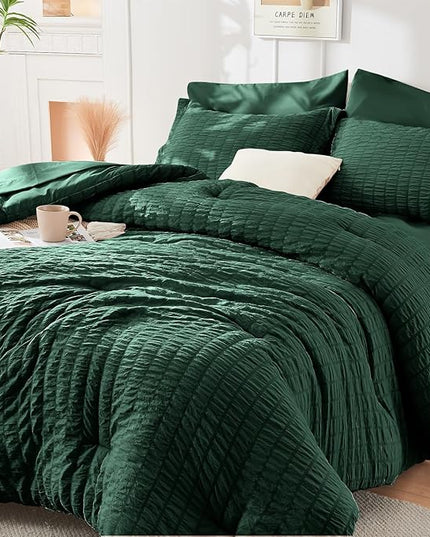 HYMOKEGE Emerald Green King Size Comforter Set Seersucker 7 Pieces, All Season Luxury Bed in a Bag for Bedroom, Bedding Set with Comforter, Sheets, Pillowcases & Shams