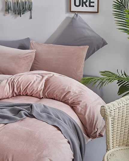 CLOTHKNOW Pink Fluffy King Size Comforter Set Velvet Bedding Comforter Sets All Season Soft Dusty Blush Comforter with 2 x Pillow Cases