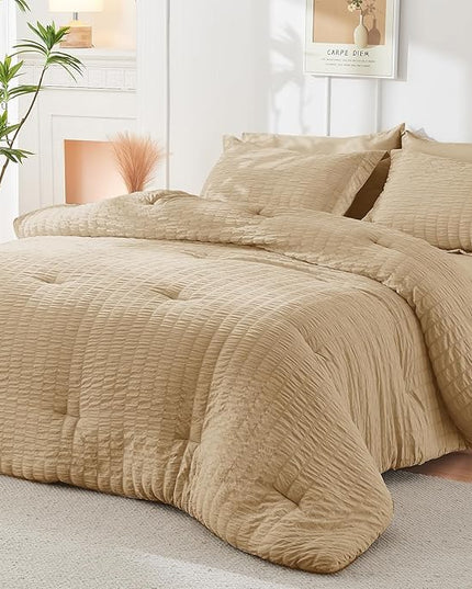 HYMOKEGE Khaki King Size Comforter Set Seersucker 7 Pieces, All Season Luxury Bed in a Bag for Bedroom, Bedding Set with Comforter, Sheets, Pillowcases & Shams