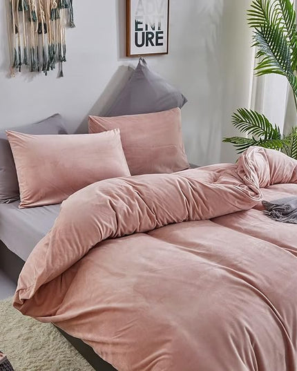 Houseri Velvet Pink Comforter Set Fluffy Light Bedding Sets King Blush Flannel Women Furry Dusty Sherpa Comforters Warm Fuzzy Blanket, King(90''*104''-Comforter)