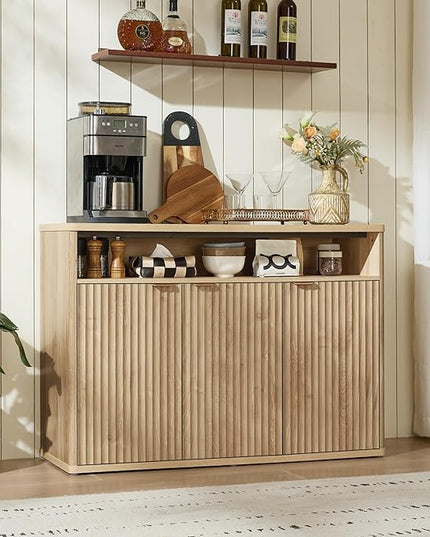 LEYAOYAO Buffet Cabinet with Storage, 45" Wide Fluted Accent Sideboard Credenza with 3 Doors & Open Storage Shelf, Modern Kitchen Wood Media Console Cabinet for Dining Room, Entryway, Natural Oak