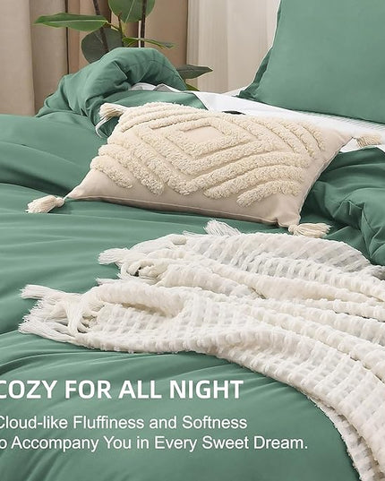 Litanika Comforters Twin/Twin XL Size Haze Green, 2 Pieces Lightweight Solid Bedding Set & Collections, All Season Fluffy Bed Set (66x90 Inches Comforter & 1 Pillowcase)