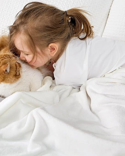 Bedsure GentleSoft Bedding Fleece Blanket for Girls and Boys - Soft Cozy Cute Small Throw Blankets for Travel, 43x55 Inches, White