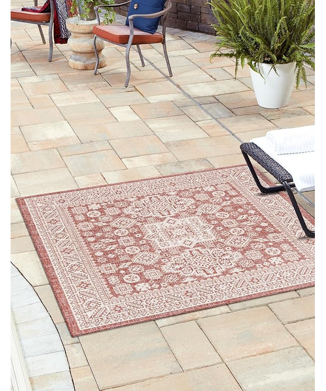 Rugs.com Outdoor Aztec Collection Rug – 6 Ft Square Rust Red Flatweave-Pile Rug Perfect for Living Rooms, Kitchens, Entryways