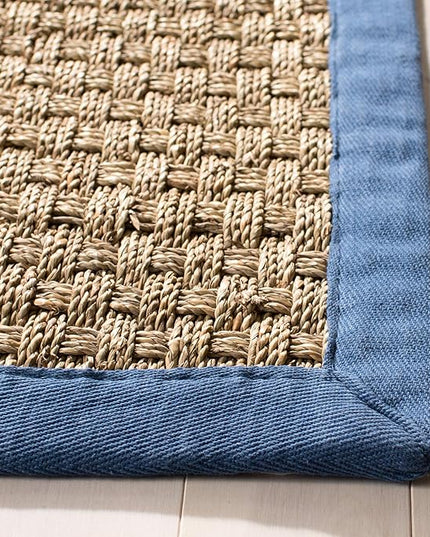 SAFAVIEH Area Rug 4x6 - Natural Fiber Collection - Natural & Navy, Seagrass, Basketweave Pattern with Border (NF114T)