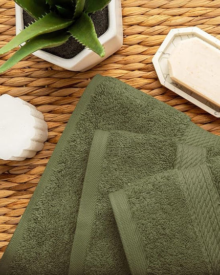 Superior Egyptian Cotton Pile 3 Piece Towel Set, Includes 1 Bath, 1 Hand, 1 Face Towel/Washcloth, Ultra Soft Luxury Towels, Thick Plush Essentials, Guest Bath, Spa, Hotel Bathroom, Forest Green