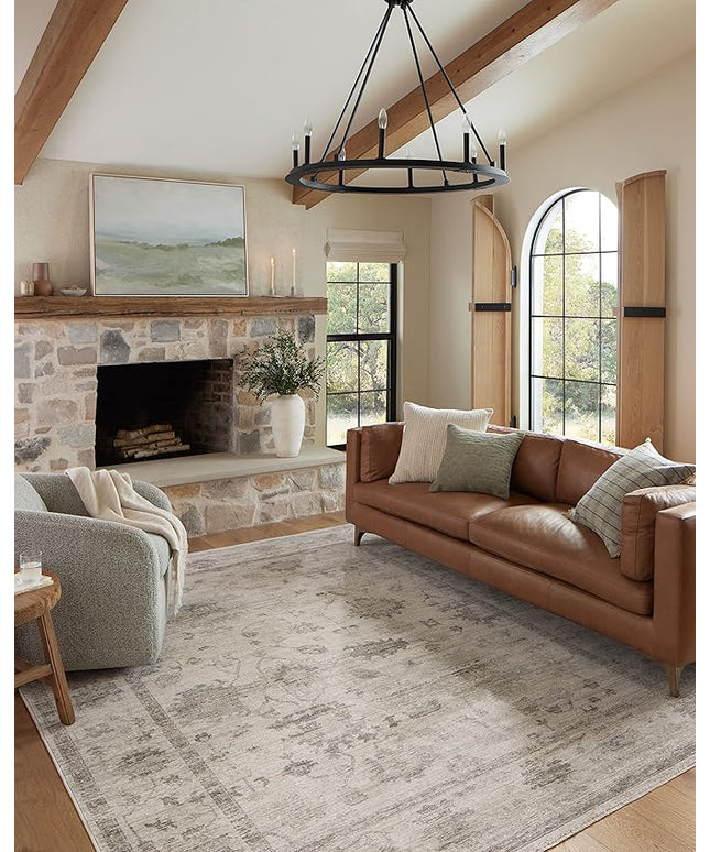 Loloi Magnolia Home by Joanna Gaines Millie Collection MIE-01 Silver/Dove 7'-10" x 7'-10", .25" Pile Height, Round Area Rug