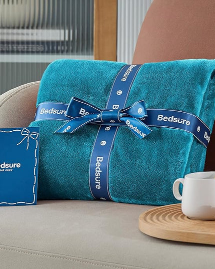 Bedsure GentleSoft Fleece Blankets Queen Size Teal - Bed Blanket Soft Lightweight Plush Fuzzy Cozy Luxury Microfiber, 90x90 inches