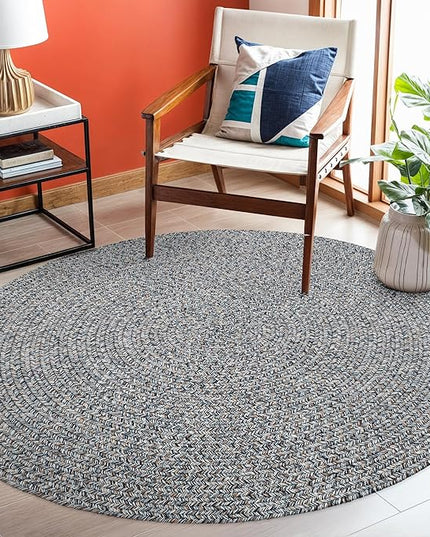 Seasons SE95 Winter Blues 8' x 8' Round - Braided Area Rug, Home Decor, Floor Mat or Bedroom Rug - Easy Care, Ideal for High Traffic Areas in Hallway and Living Room - Made in USA