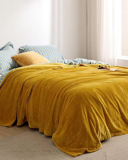 Bedsure Fleece Blanket Queen Blanket Gold Yellow - Bed Blanket Soft Lightweight Plush Fuzzy Cozy Luxury Microfiber, 90x90 inches