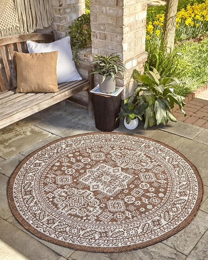 Rugs.com Outdoor Aztec Collection Rug – 13 Ft Round Brown Flatweave-Pile Rug Perfect for Kitchens, Dining Rooms