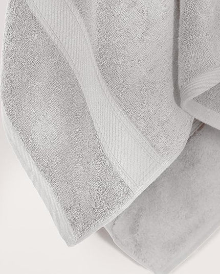 Superior Egyptian Cotton Pile Bath Towel Set of 2, Ultra Soft Luxury Towels, Thick Plush Essentials, Absorbent Heavyweight, Guest Bath, Hotel, Spa, Home Bathroom, Shower Basics, Silver