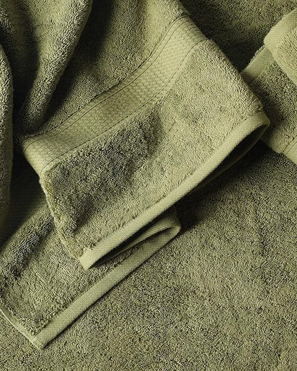 Superior Egyptian Cotton Pile 6 Piece Towel Set, Includes 2 Bath, 2 Hand, 2 Face Towels/Washcloths, Ultra Soft Luxury Towels, Thick Plush Essentials, Guest Bath, Spa, Hotel Bathroom, Forest Green