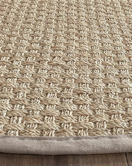SAFAVIEH Area Rug 5' Round - Natural Fiber Collection - Natural & Grey, Seagrass, Basketweave Pattern with Border (NF114P)