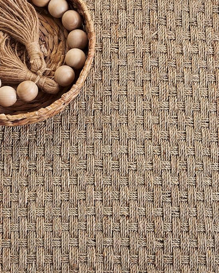 Safavieh Area Rug 6x8 Oval- Natural Fiber Collection - Natural & Grey, Seagrass, Basketweave Pattern with Border (NF114P)